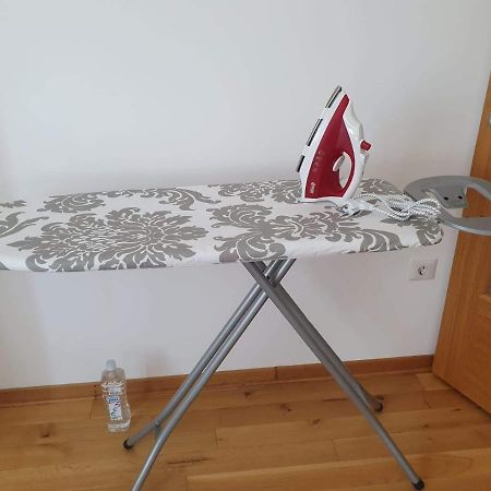 Lijepo Pozicioniran Stan, Atrakcije Blizu Apartment Podgorica Bagian luar foto